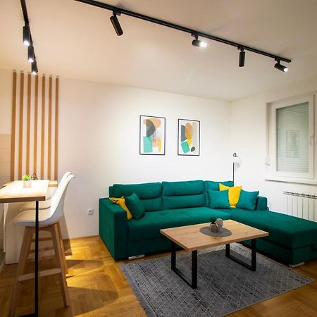 M&A Apartment-Easy Airport Lukavica ภายนอก รูปภาพ