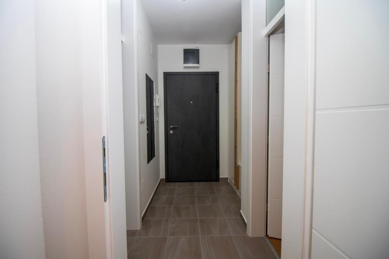 M&A Apartment-Easy Airport Lukavica ภายนอก รูปภาพ
